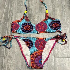 Like New MINKPINK 2pc Bikini, Size XS